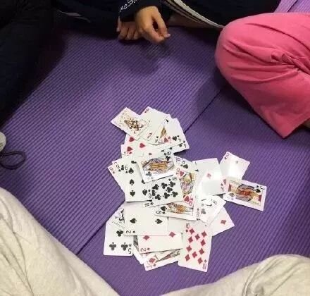 闲鱼公布 2021 年度十大无用商品，其中美容健身产品占据 ...-8.jpg