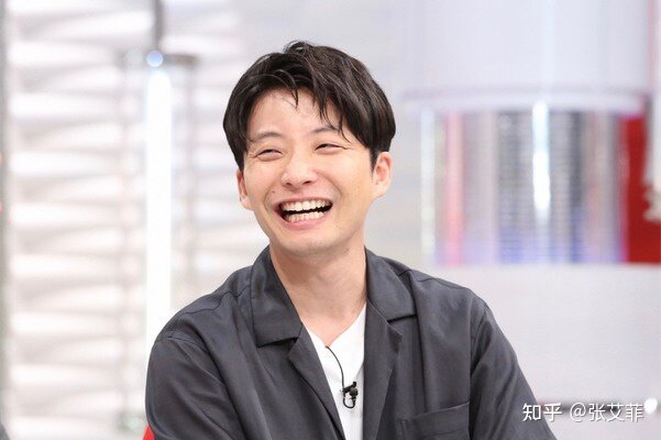 闲鱼公布 2021 年度十大无用商品，其中美容健身产品占据 ...-3.jpg