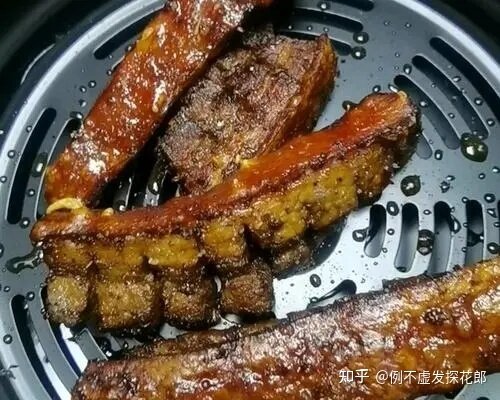 闲鱼公布 2021 年度十大无用商品，其中美容健身产品占据 ...-2.jpg