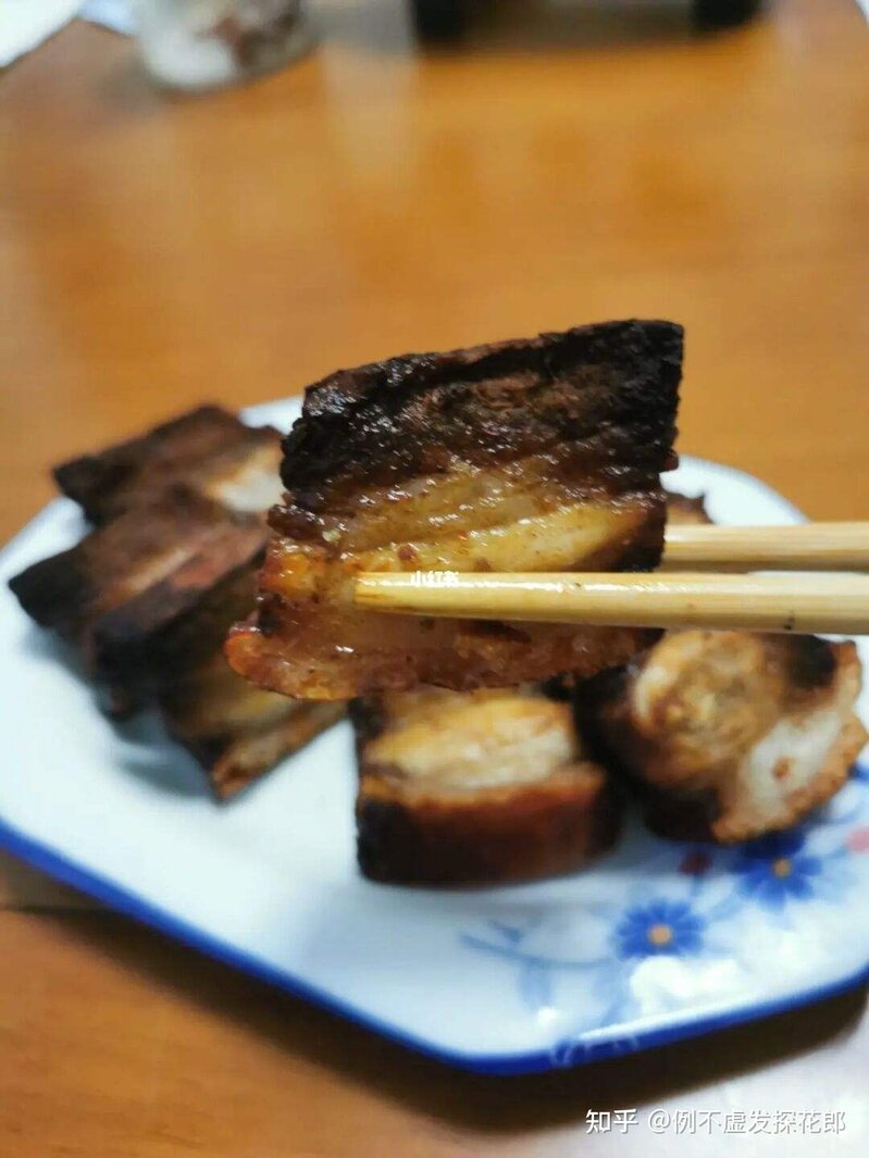 闲鱼公布 2021 年度十大无用商品，其中美容健身产品占据 ...-3.jpg