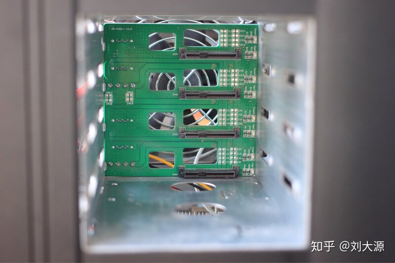 使用蜗牛矿渣搭建家用nas-13.jpg