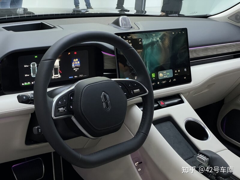 华为「无限接近」造车-11.jpg