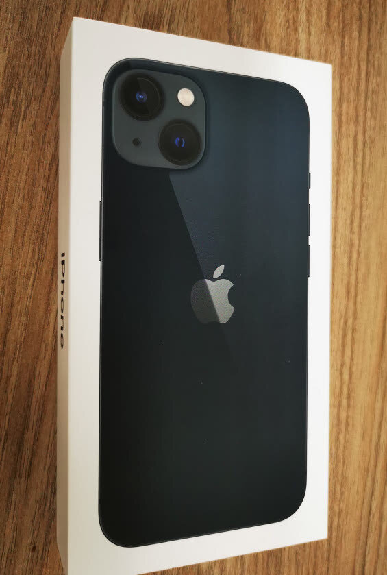 网友买二手iPhone13开箱，价格实惠，成色完美！-1.jpg