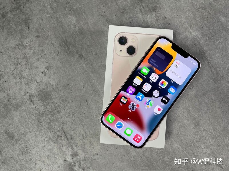 再见了，十三香！iPhone14 Pro：外观大改，性能升级 ...-2.jpg