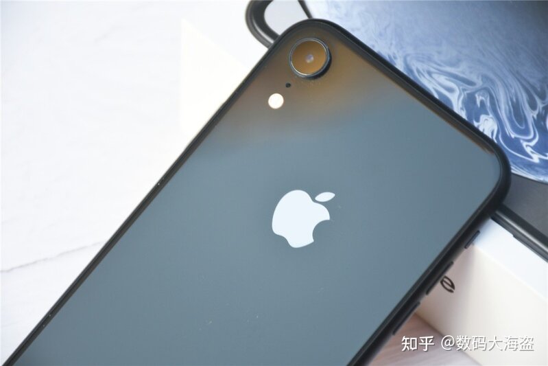 不到1500入手，三年前的iPhoneXR性能依旧不输同价位国产 ...-2.jpg