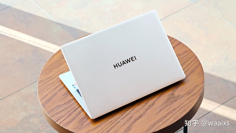 华为 MateBook 新品官宣 12 月 23 日发布并公布外观，对此 ...-3.jpg