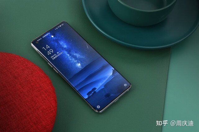 OPPO Find X5跌至3199，和vivo X80相比，会纠结吗-2.jpg