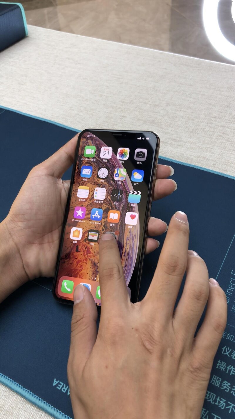 行业首拆！iPhone Xs Max 所有“机”密都在这里-3.jpg