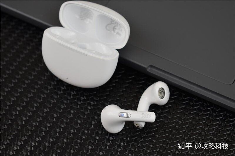 颜值不输苹果，价格吊打AirPods，QCY AilyPods上手体验-3.jpg