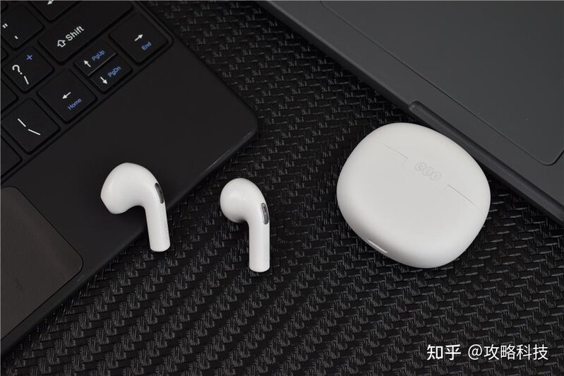 颜值不输苹果，价格吊打AirPods，QCY AilyPods上手体验-4.jpg