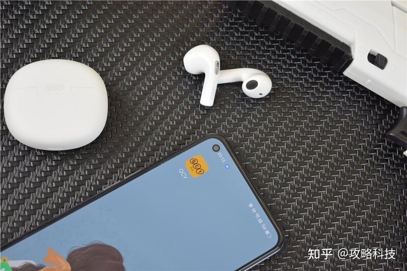 颜值不输苹果，价格吊打AirPods，QCY AilyPods上手体验-5.jpg