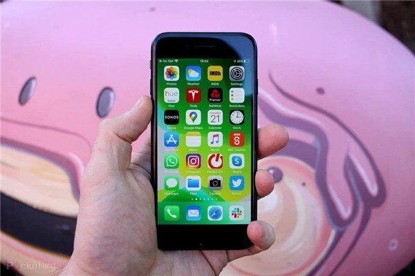 曝苹果计划最早2023年发布第四代iPhone SE-1.jpg