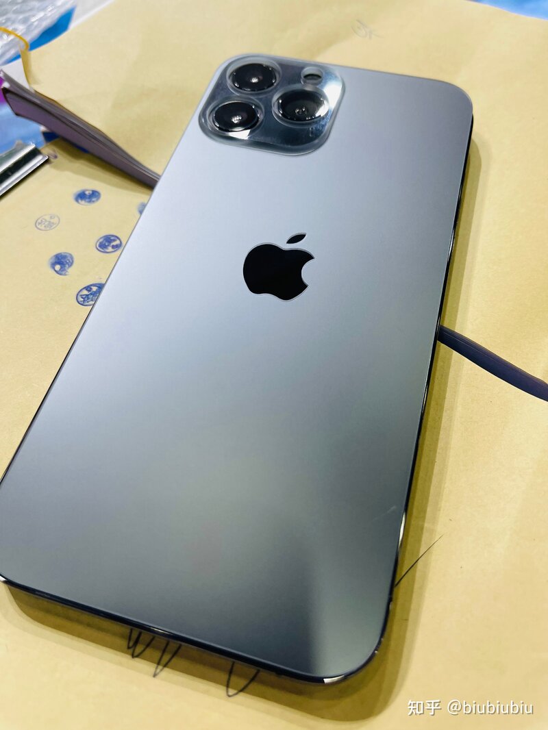 iPhone13系列后盖碎裂维修建议-17.jpg