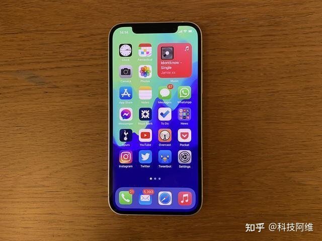 iPhone12最新售价确定，标配版本已跌破4000元大关，果粉 ...-4.jpg