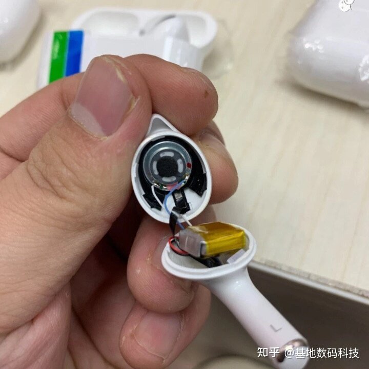 华强北AirPodsPro耳机真假鉴别教学——洛达1562a详细鉴别 …-19.jpg