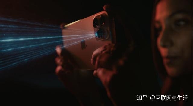 历代iPhone黑科技盘点，你印象最深刻的是哪个？-1.jpg