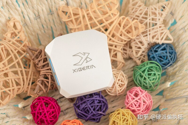 拒绝同质化，红海中的另类机甲TWS耳机，西伯利亚S2-3.jpg
