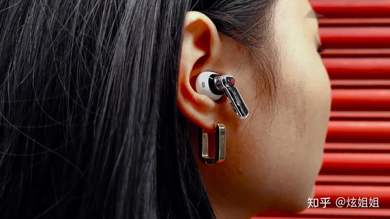 有亮点！但 Nothing 的第二款 TWS 耳机 Ear(stick) 的亮点不 ...-9.jpg