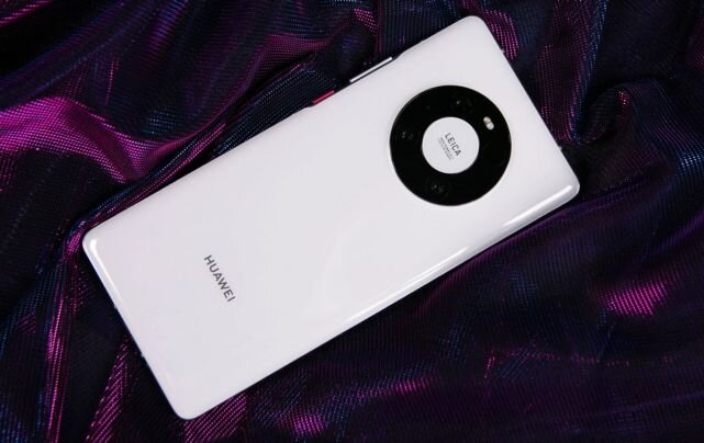 新老旗舰对比，同是麒麟9000，华为P50 Pro和Mate40 Pro ...-1.jpg