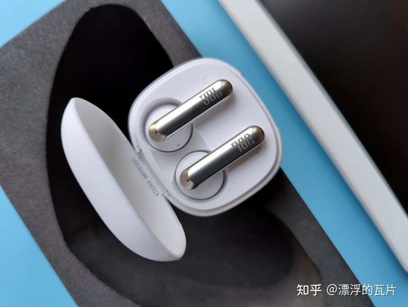 戴耳机不舒服？可以试试这款半入耳的，音质还不错！JBL ...-8.jpg