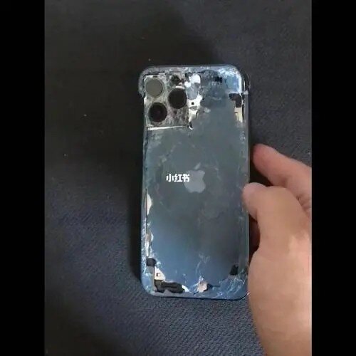 我的iPhone11后玻璃被我摔碎了，可以不用更换吗？-2.jpg