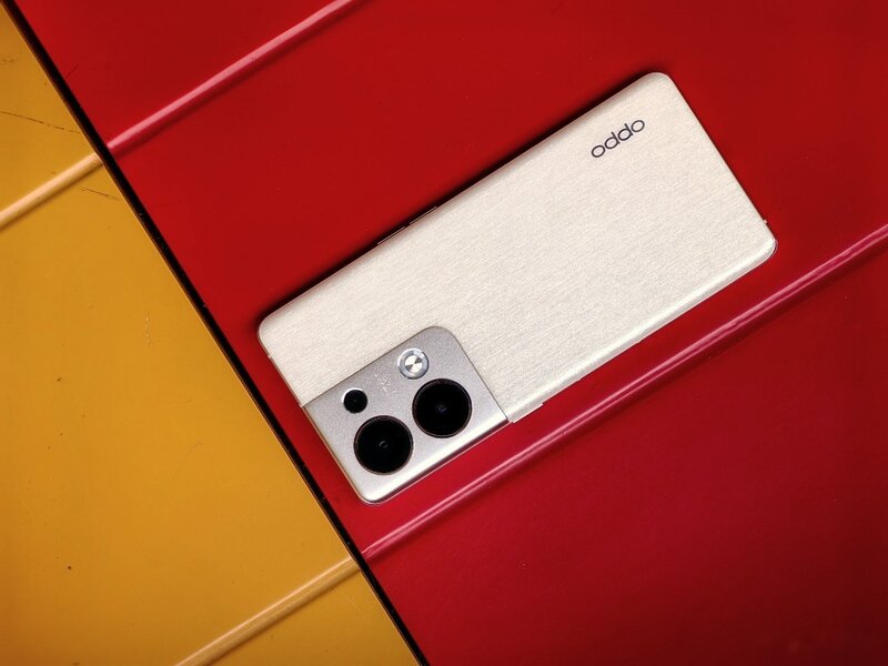 OPPO Reno9系列解析——Reno又回到了我喜欢的路子上了 ...-1.jpg