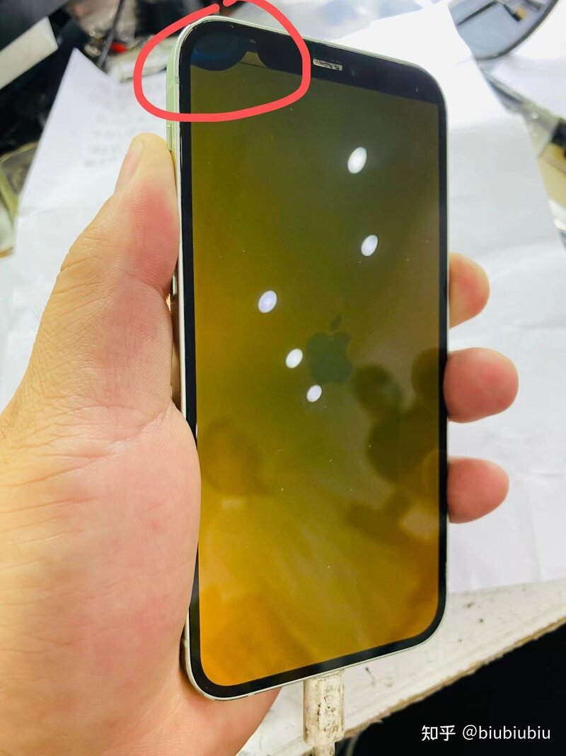 iPhone12屏幕出现坏点会越来越大嘛？-7.jpg