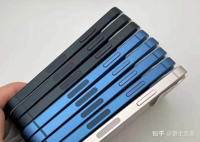 3799元的iPhone13上手体验，美版卡贴机值得购买吗？-1.jpg