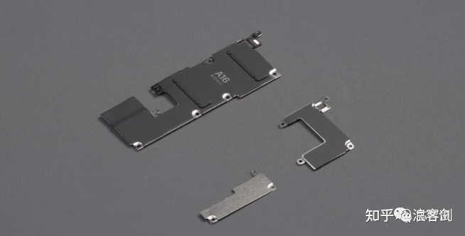 苹果iPhone 14系列拆解：主要零部件供应商都有哪些？-10.jpg