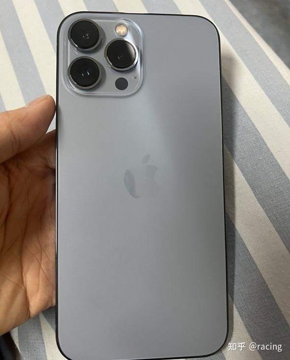 4999买国行iPhone13Pro Max 512GB远峰蓝？小白都知道是 ...-1.jpg