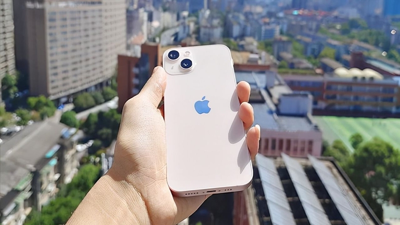 买新不买旧？同样是iOS系统，昔日老款比买iPhone13值得买 ...-2.jpg