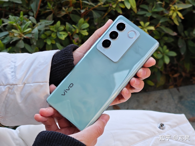 如何评价 12 月 22 日发布的 vivo S16 系列，有哪些值得关注 ...-1.jpg