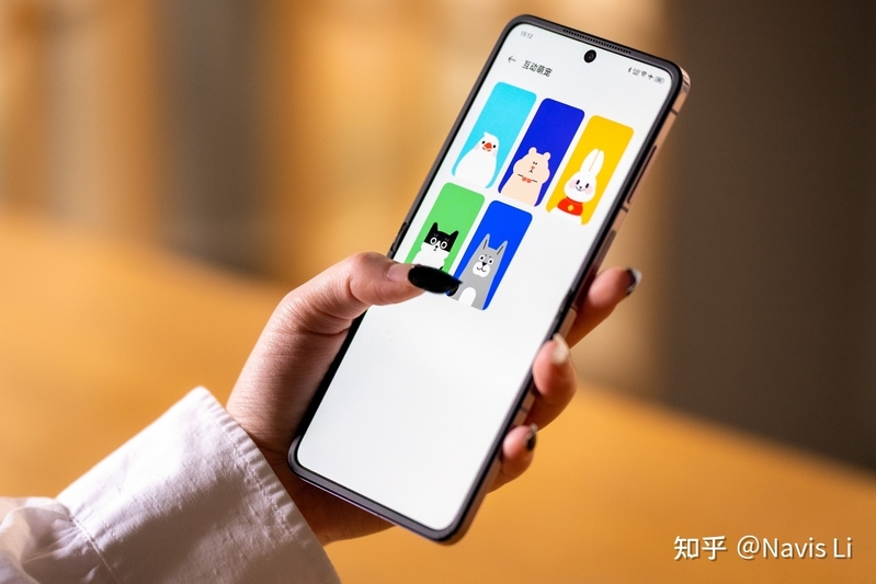 谁说折叠屏不能好看还实用 — OPPO Find N2 Flip-12.jpg