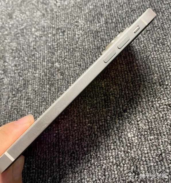 华强北iPhone XR 魔改 iPhone 13 来了，它才是yyds！-3.jpg