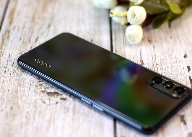 屏幕细腻轻薄设计，OPPO Reno4 5G手机-5.jpg