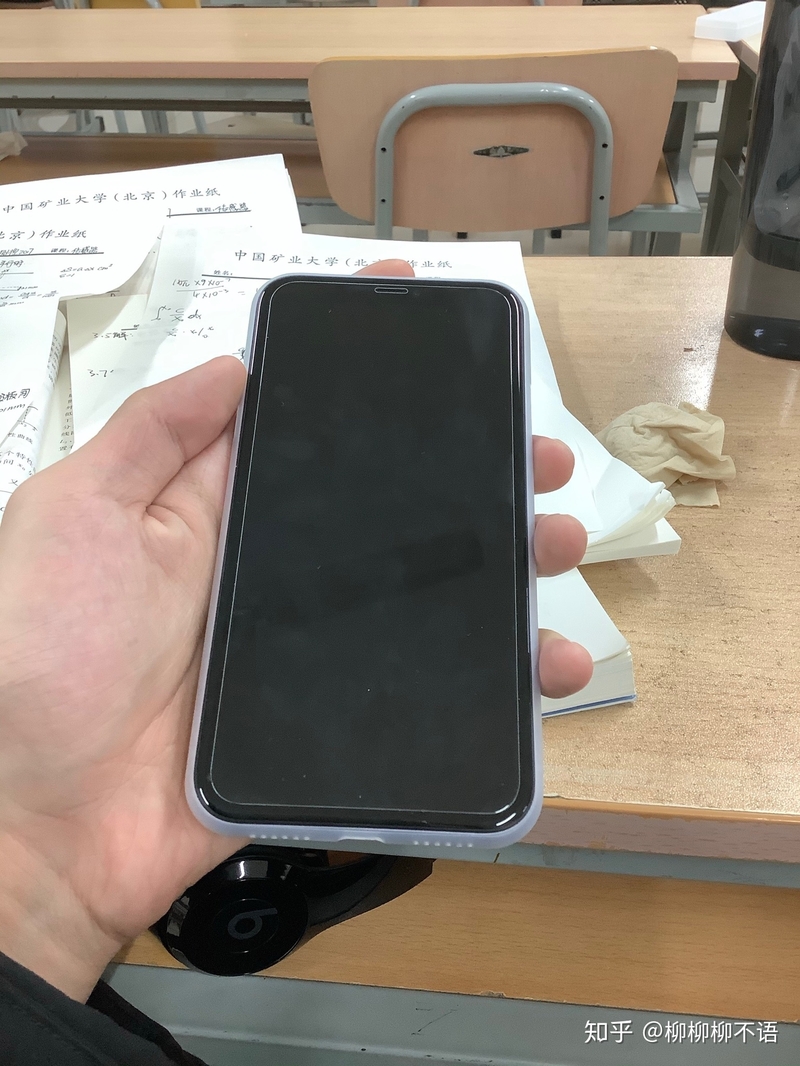 iPhone 11 用什么手机壳比较好看？-2.jpg