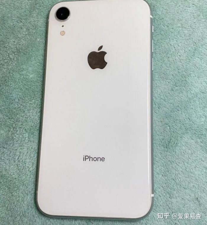 粉丝买iPhone XR当备用机，没想到机器是库存机。-1.jpg