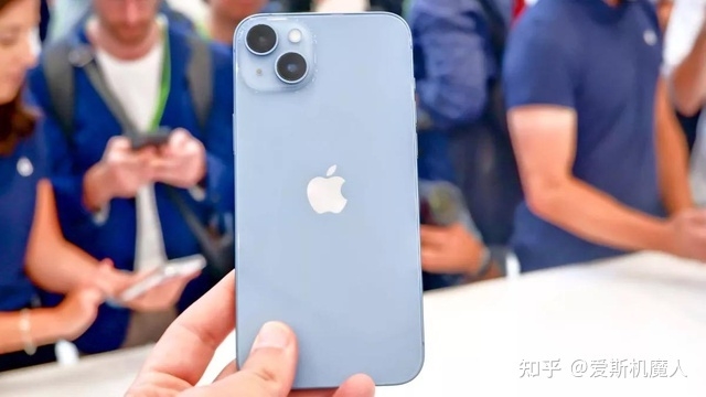 iPhone 14 和 14 Plus 有什么区别，买哪个性价比高？-4.jpg
