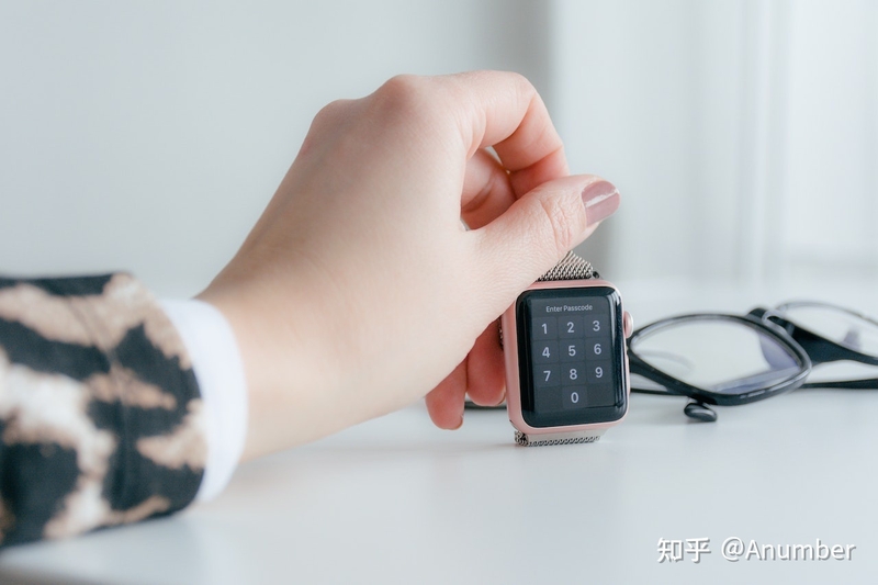 Apple Watch选择攻略(2023 年 3 月更)-1.jpg