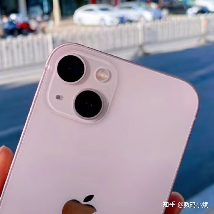 浅谈iPhone 13，都两年时间了，现如今还值得入手吗？-5.jpg