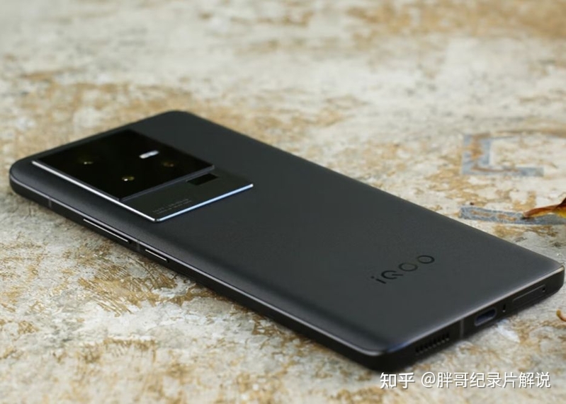 vivo iQOO 11手机评测-3.jpg