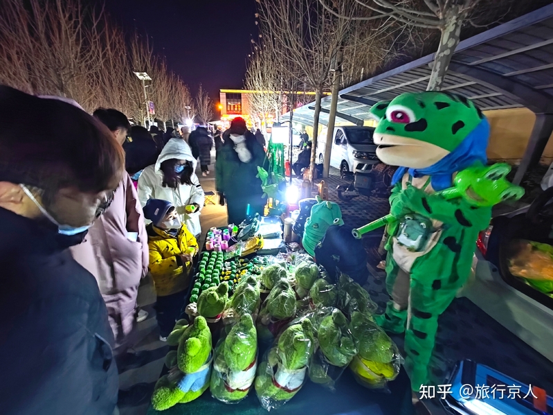 北京鬼市淘好物，千奇百怪旧货潮玩，只有周六晚上开-4.jpg