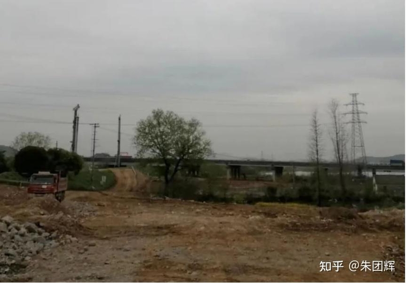 绍兴0.8米桩孔深20米-小钻机开孔360入岩-1.jpg