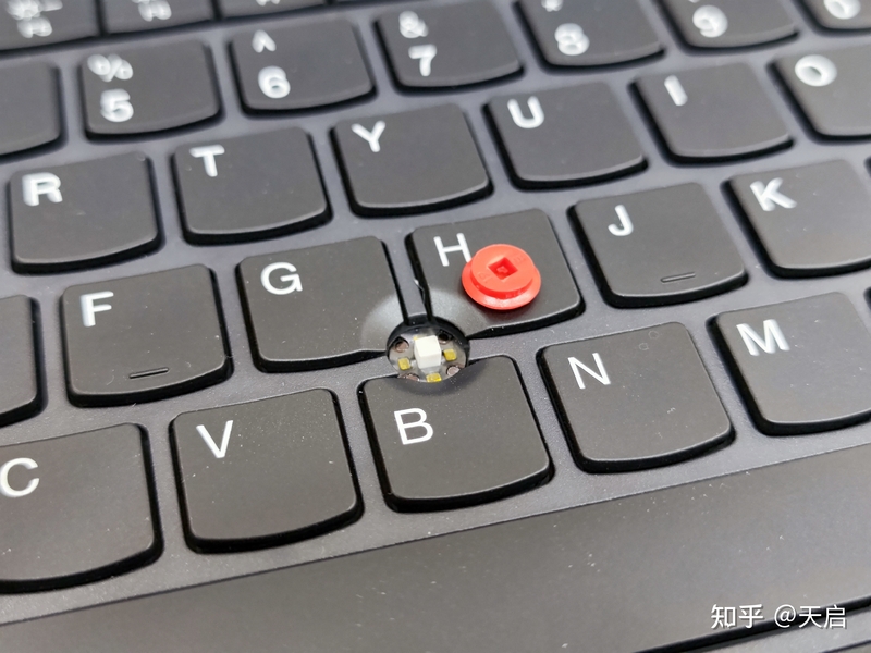 沉稳可靠长续航——ThinkPad T14锐龙版 2022评测-11.jpg