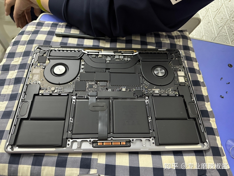 Macbook Pro 16英寸2019使用感受-2.jpg